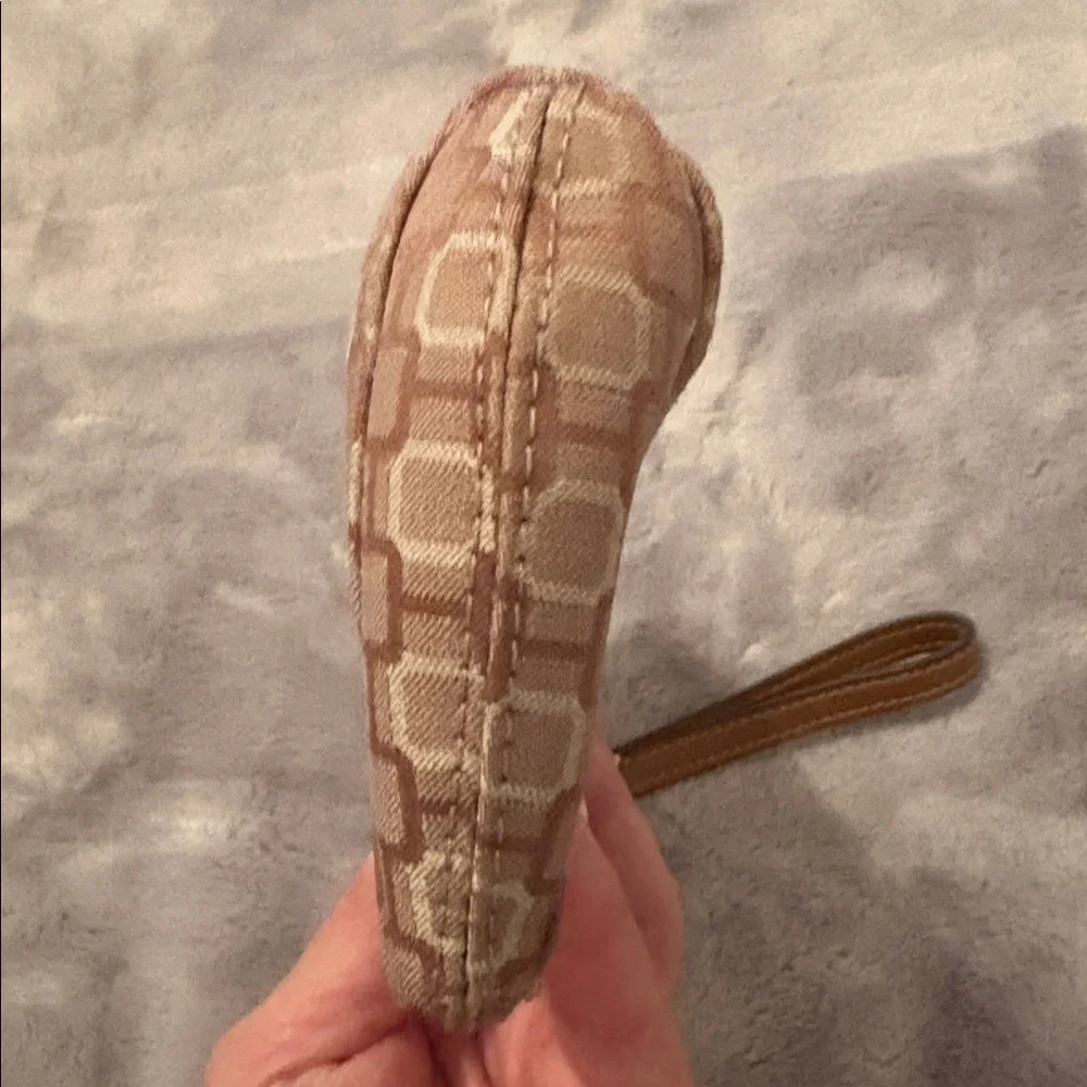 Nine West this cosmetic